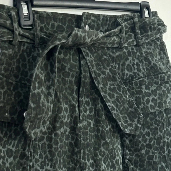 MARISSA WEBB GREEN LEOPARD PRINT BELTED DENIM SKIRT - Picture 5 of 11